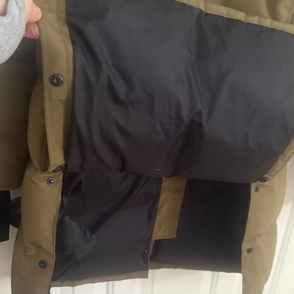 Canadian Goose Olive Green Parka-women's L - Picture 3 of 14